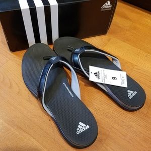Brand new Adidas cloudfoam sandals slides black